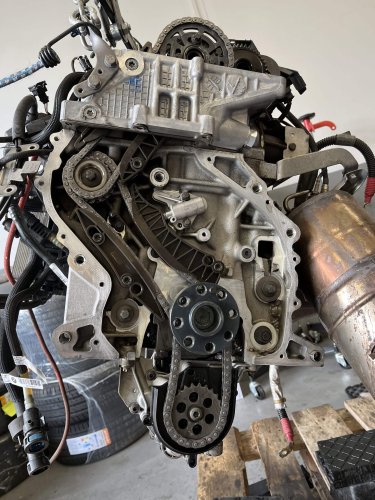 moteur BMW mécanique Pamiers ariege automobile chaines de distribution n47 premium tendeur fap galets arbre a cames pompe a huile bmwlifestyle bimmers